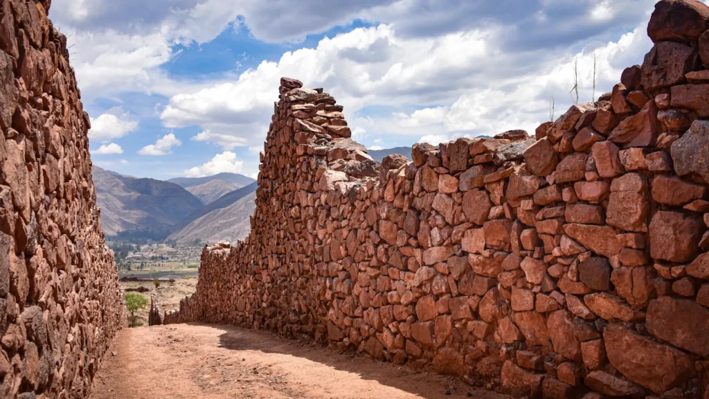 EL VALLE SUR DEL CUSCO – TIPÓN, PIKILLACTA Y ANDAHUAYLILLAS